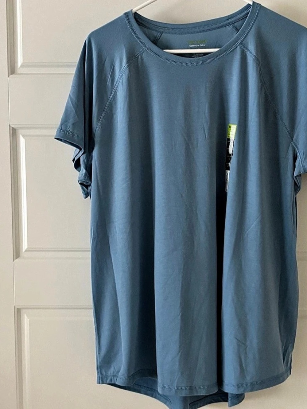 Tek Gear Short Sleeve Athletic Top in Blue Size XXL